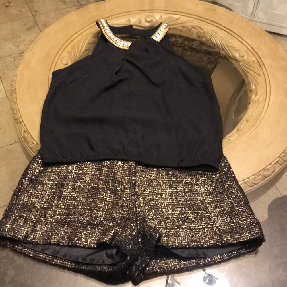 Bundle Express shorts with cute top